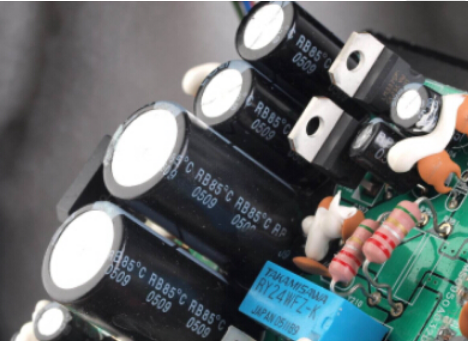 「黑金剛電容」電容器的結構、原理及作用